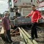 Tanpa Izin, Crane PT Cipta Krida Bahari Ambruk dan Rusak Jalan di Meranti