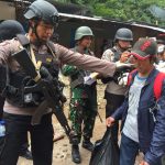 Alhamdulillah ! Polri dan TNI Berhasil Bebaskan 345 Sandera Kelompok Bersenjata di Papua