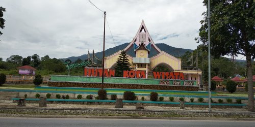 Proyek Hutan Kota Wisata Di Solok Dihentikan Ada Apa