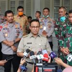 Kapolda Metro Jaya Dampingi Gubernur Anies Cek PSBB