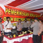 Bidpropam Polda Kalteng Lakukan Pemeriksaan Senpi Pada Polres Barsel