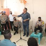 Kepala Badan Intelijen Keamanan Komjen Paulus Waterpauw Kunjungi Mahasiswa Papua di Makassar