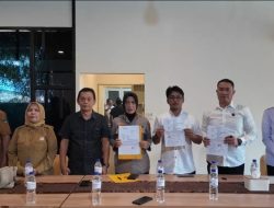 Kombes Pol. Teddy Fanani dan Bill Irzano Tandatangani Kesepakatan Damai