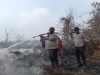 Satgas Karhutla Kerahkan Alat Berat Sekat Kebakaran di Rimbo Panjang Kampar