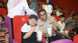 Hari Penuh Senyum, Polres Kampar Nonton Bareng Film “Istimewa” Bersama Anak-anak SLBN