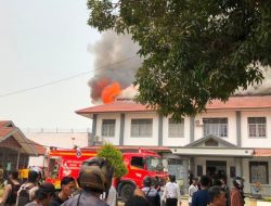 Mencekam! Tak Terima Dirazia, Napi Ngamuk dan Diduga Bakar Lapas Merauke Hingga Pecah Keributan